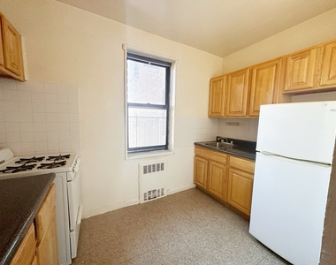 75th street and 37th Avenue - Photo Thumbnail 2