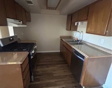 2469 W Acacia Avenue - Photo Thumbnail 13