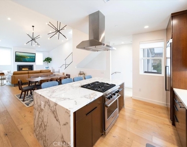 3632 Garfield Street - Photo Thumbnail 6