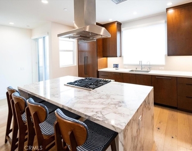 3632 Garfield Street - Photo Thumbnail 5