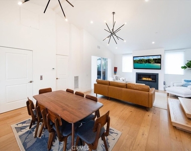 3632 Garfield Street - Photo Thumbnail 8
