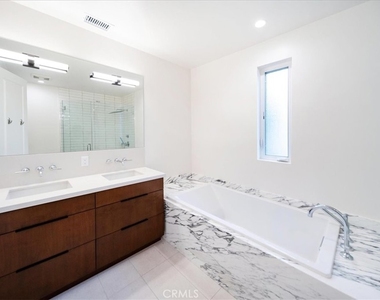 3632 Garfield Street - Photo Thumbnail 36