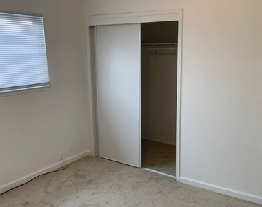 422 C Street - Photo Thumbnail 11