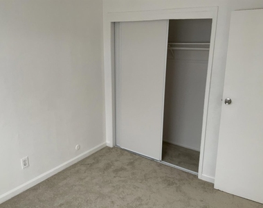 422 C Street - Photo Thumbnail 14