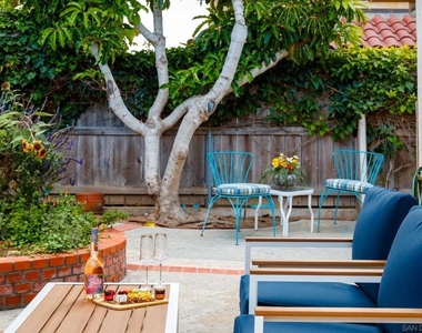 721 Glenview - Photo Thumbnail 14