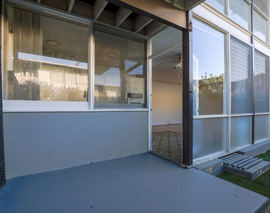 11131 Rose Avenue - Photo Thumbnail 3