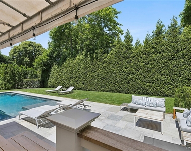 31 Highland Road - Photo Thumbnail 16