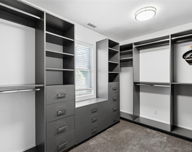 31 Highland Road - Photo Thumbnail 9