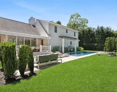 31 Highland Road - Photo Thumbnail 14