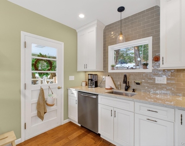 34 Twin Lakes Road - Photo Thumbnail 17