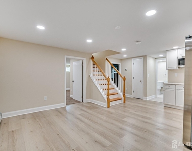 92 Coleman Street - Photo Thumbnail 21