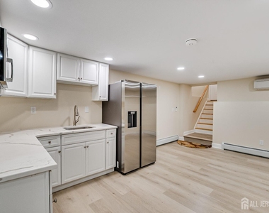 92 Coleman Street - Photo Thumbnail 23