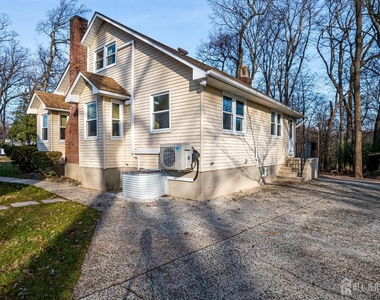92 Coleman Street - Photo Thumbnail 3