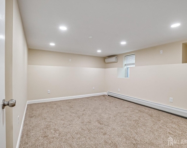 92 Coleman Street - Photo Thumbnail 27