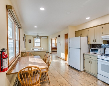 92 Coleman Street - Photo Thumbnail 10