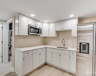 92 Coleman Street - Photo Thumbnail 25