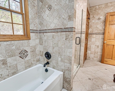 23 Cardownie Street - Photo Thumbnail 22