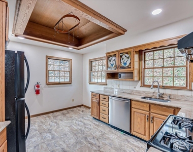 23 Cardownie Street - Photo Thumbnail 12