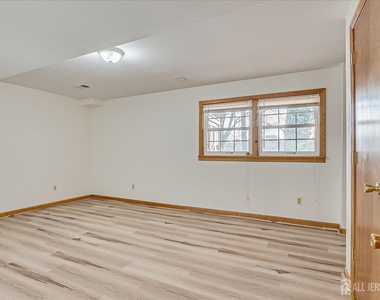 23 Cardownie Street - Photo Thumbnail 25