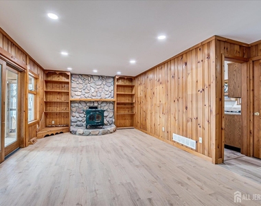 23 Cardownie Street - Photo Thumbnail 6