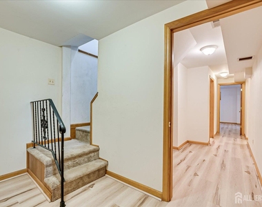 23 Cardownie Street - Photo Thumbnail 50