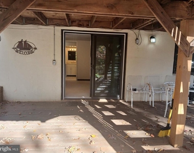 5414 Southport Lane - Photo Thumbnail 6