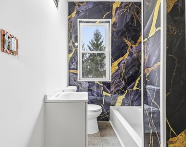 3295 Rochester Street - Photo Thumbnail 11