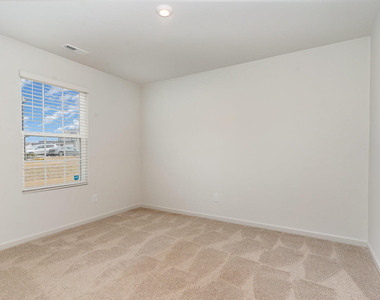 385 Dasu Drive - Photo Thumbnail 15