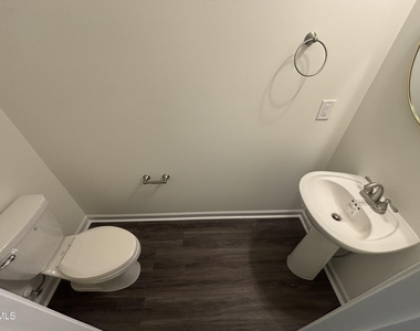 608 S Blackmon Street - Photo Thumbnail 11