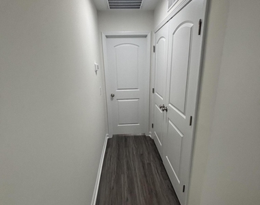 608 S Blackmon Street - Photo Thumbnail 6