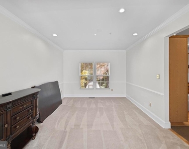 8008 Dorado Terrace - Photo Thumbnail 9