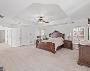 8008 Dorado Terrace - Photo Thumbnail 30