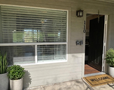 1514 Parker Ln - Photo Thumbnail 1