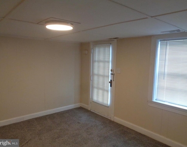 2800 Linwood Avenue - Photo Thumbnail 2