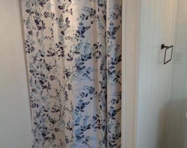2800 Linwood Avenue - Photo Thumbnail 11