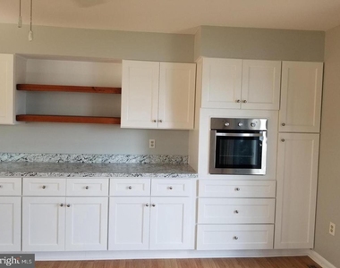 1035 Taylorsville Lane - Photo Thumbnail 6
