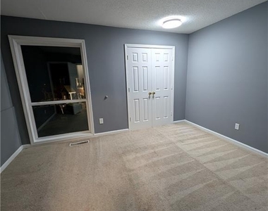 5584 Estates Court - Photo Thumbnail 1