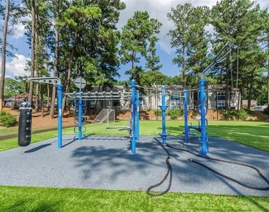 730 Franklin Gateway Se - Photo Thumbnail 19