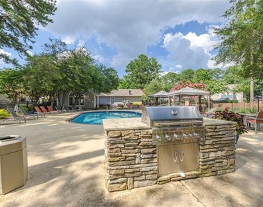 730 Franklin Gateway Se - Photo Thumbnail 21