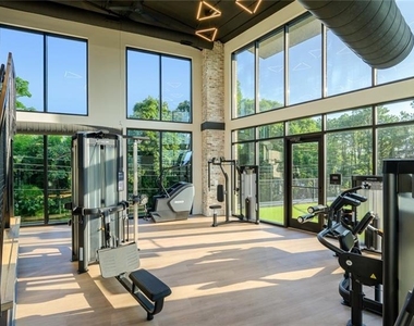 400 Bishop Street Nw - Photo Thumbnail 6