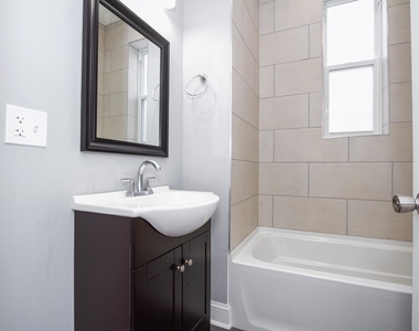 7322 S Langley Avenue - Photo Thumbnail 7