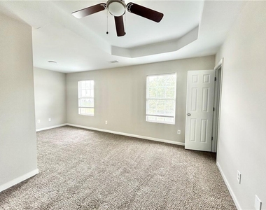 739 Wheel House Lane - Photo Thumbnail 3