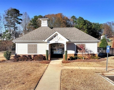 6968 Manchester Drive - Photo Thumbnail 9
