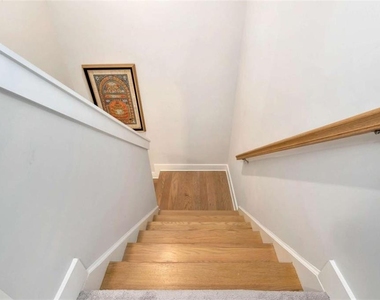 6968 Manchester Drive - Photo Thumbnail 40