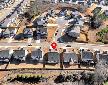 6968 Manchester Drive - Photo Thumbnail 5