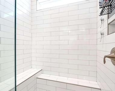 6968 Manchester Drive - Photo Thumbnail 29