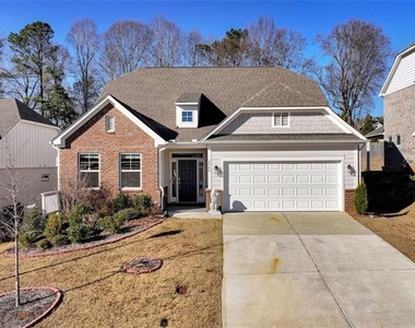 6968 Manchester Drive - Photo Thumbnail 1
