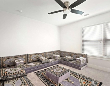 6968 Manchester Drive - Photo Thumbnail 49