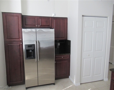 8561 Evernia Court - Photo Thumbnail 6