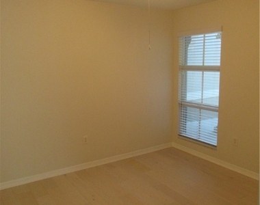8561 Evernia Court - Photo Thumbnail 9
